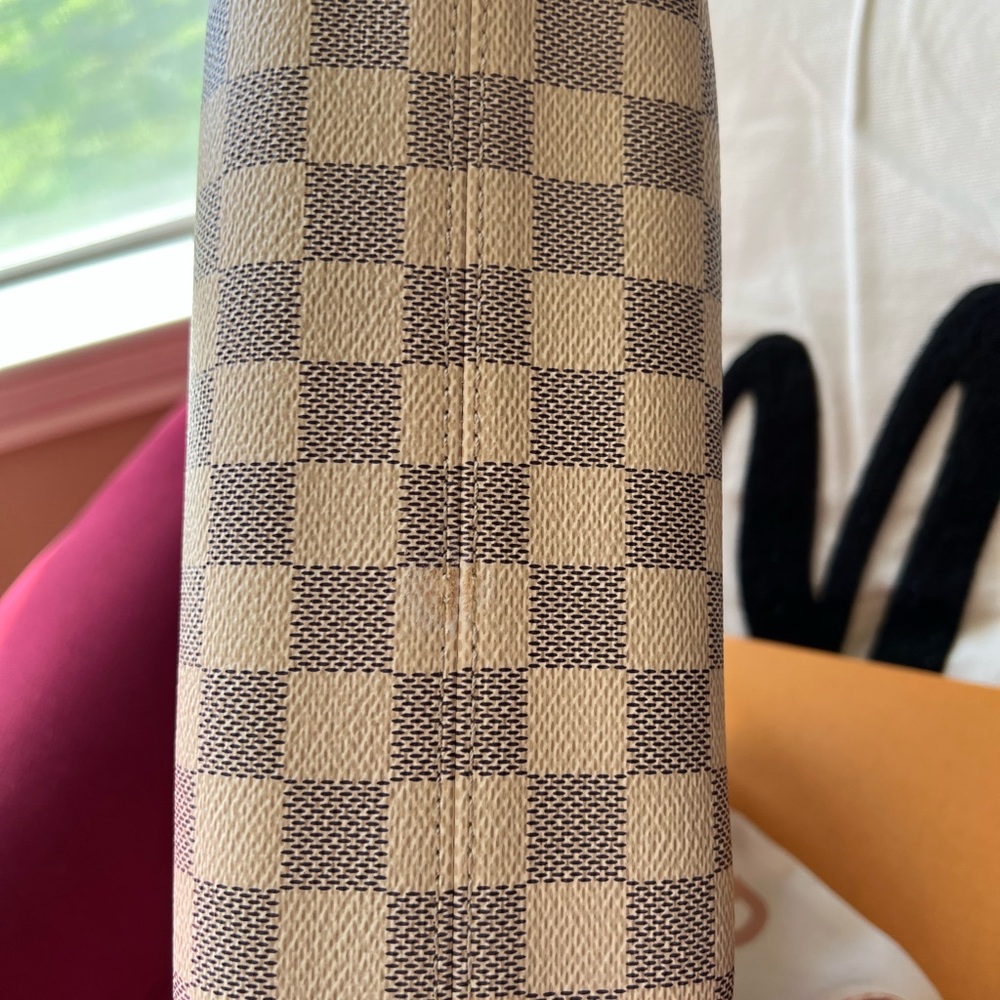 Louis Vuitton Damier Azur Croisette - Picture 5 of 11